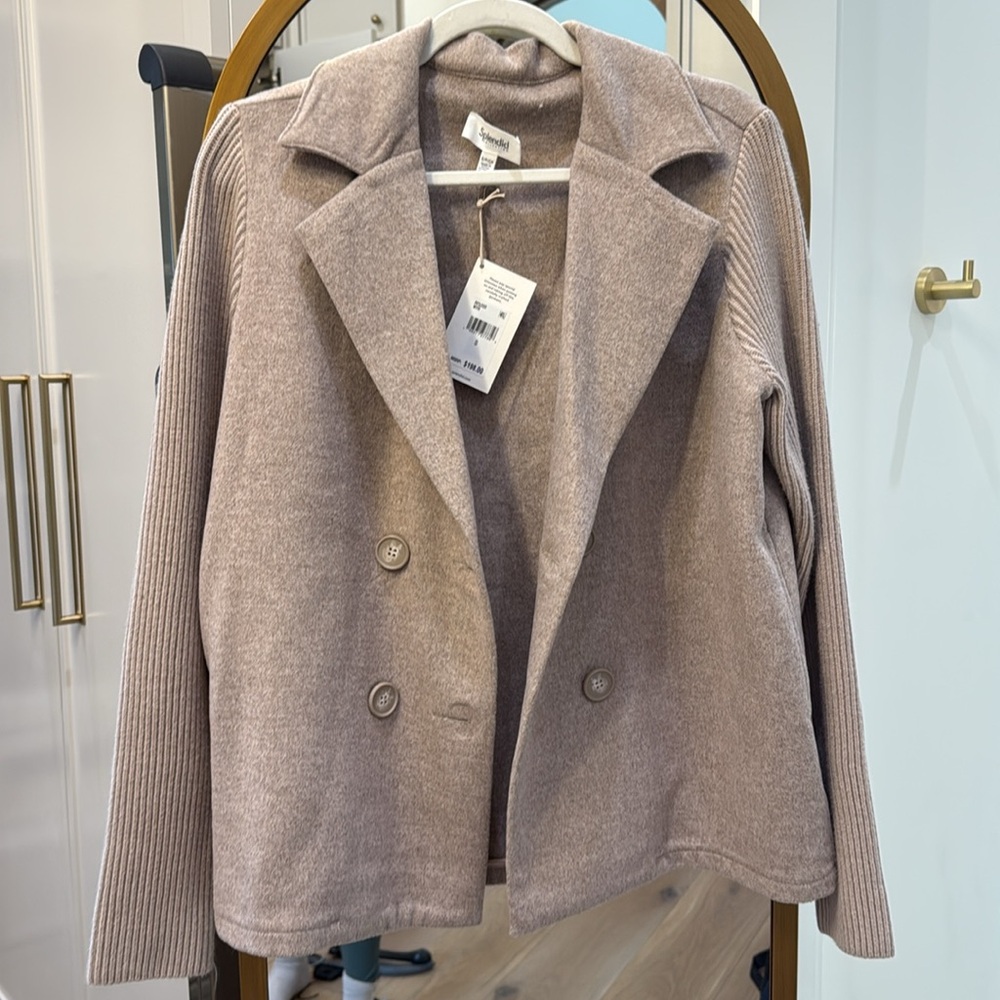 Elegant Gray Double-Breasted Women's Coat